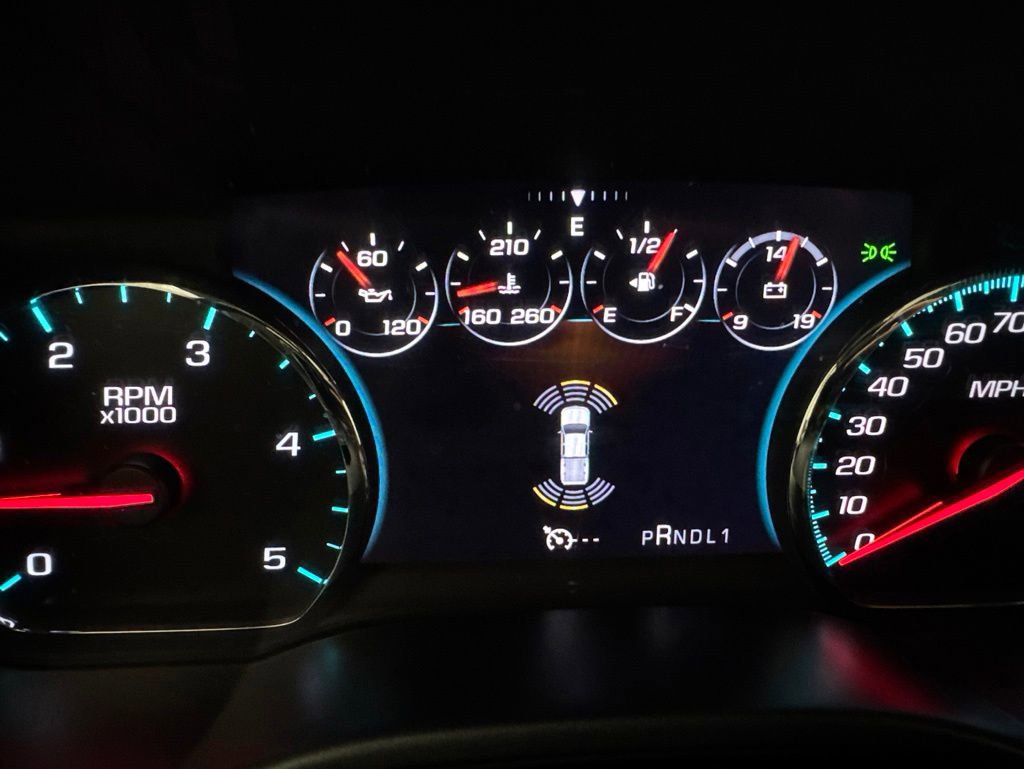 Used 2017 GMC Sierra 2500 Denali w/ Duramax Plus Package AWD/4WD image 27