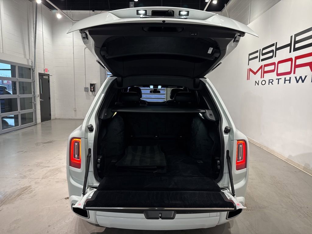 Used 2020 Rolls-Royce Cullinan AWD/4WD image 75