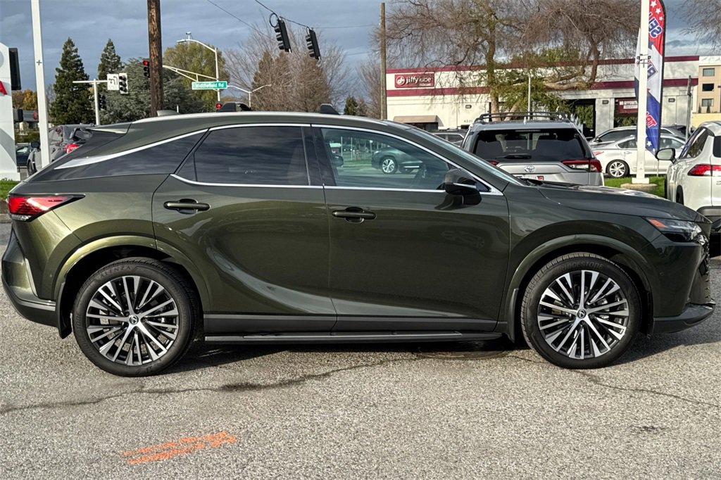 Used 2024 Lexus RX 350 350h Premium Plus image 2