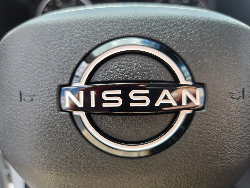 New 2026 Nissan Rogue Platinum image 10