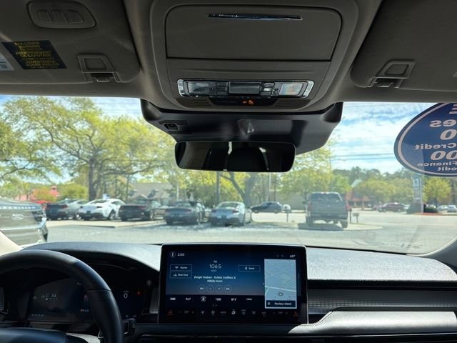 Used 2025 Lincoln Corsair AWD w/ Equipment Group 101A image 21