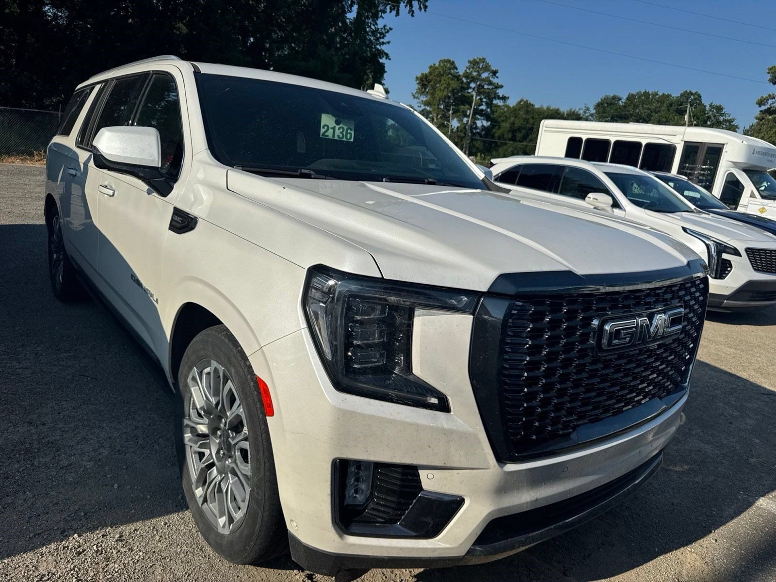 Certified 2023 GMC Yukon XL Denali Ultimate AWD/4WD image 2