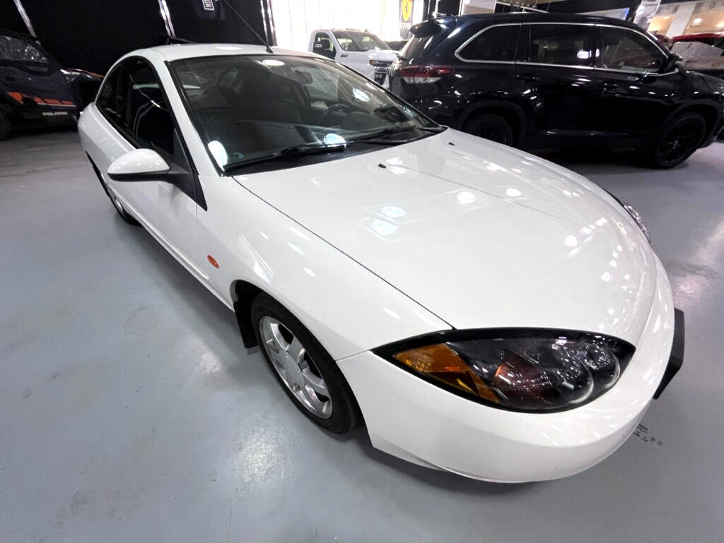 Used 1999 Mercury Cougar V6 image 5