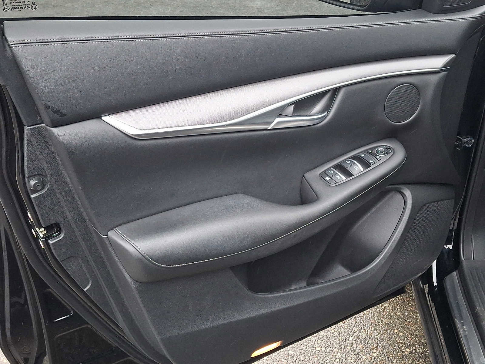 Used 2022 INFINITI QX50 Luxe w/ Appearance Package AWD/4WD image 13