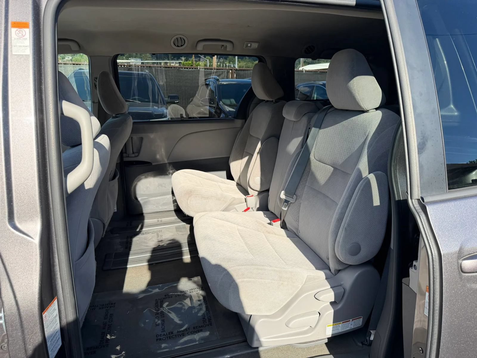 Used 2017 Toyota Sienna LE FWD image 10