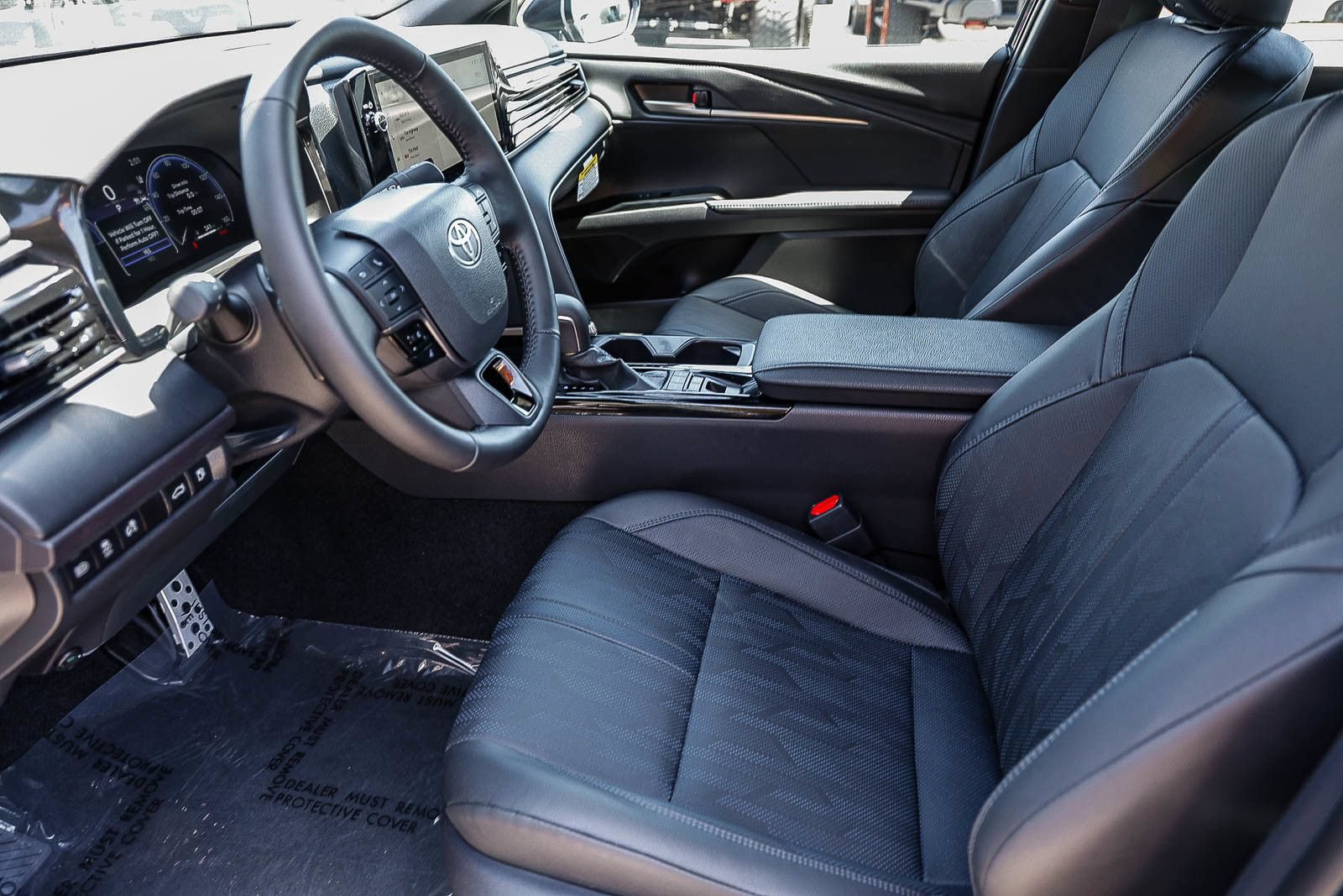 Used 2026 Toyota Camry XSE FWD image 18