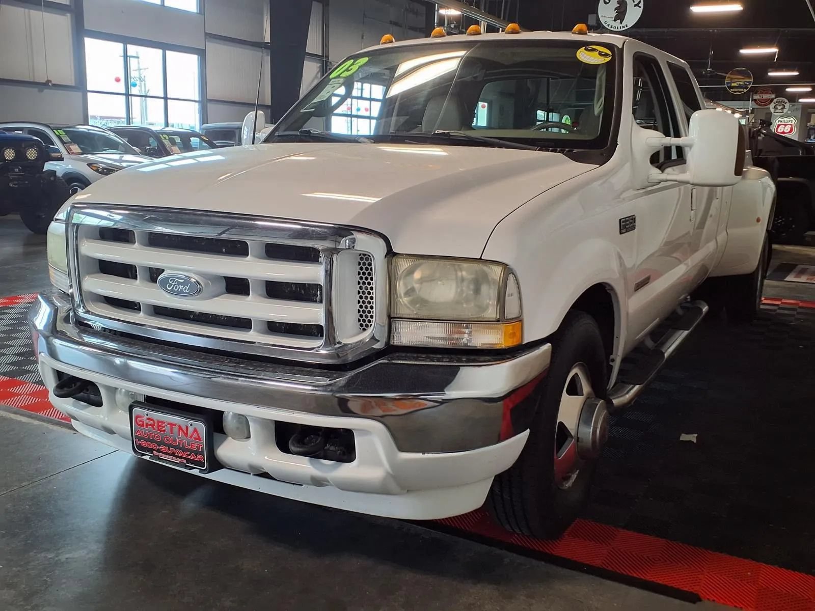 Used 2003 Ford F350 2WD Crew Cab DRW Super Duty image 4