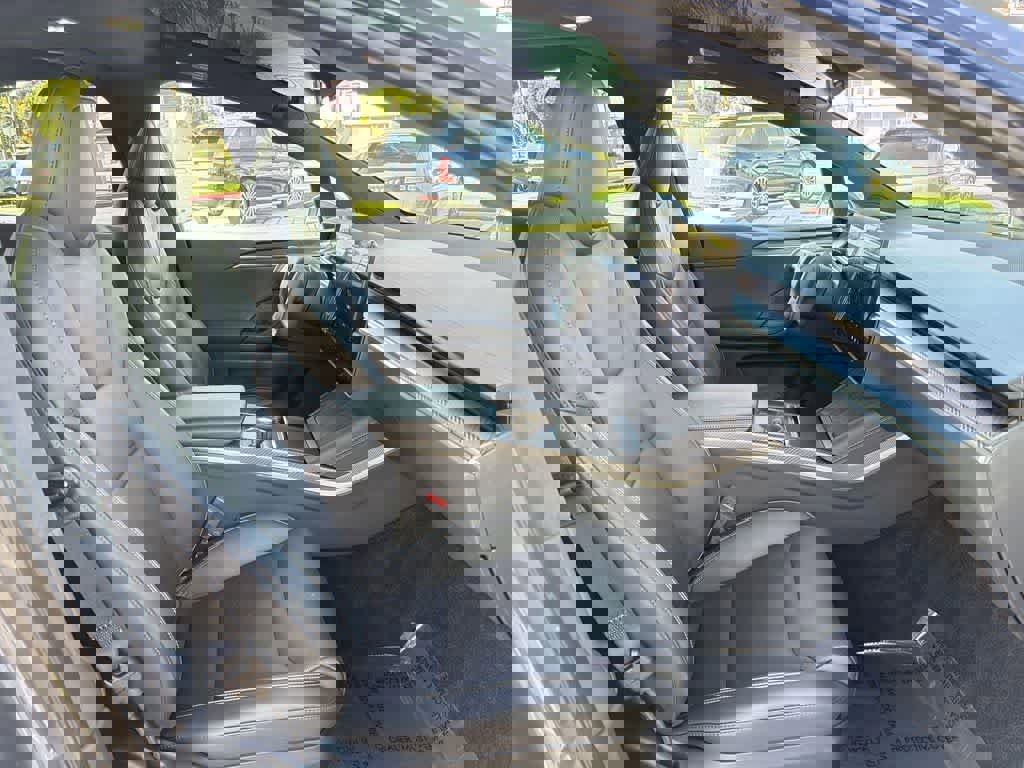 Used 2022 Tesla Model X Plaid image 41