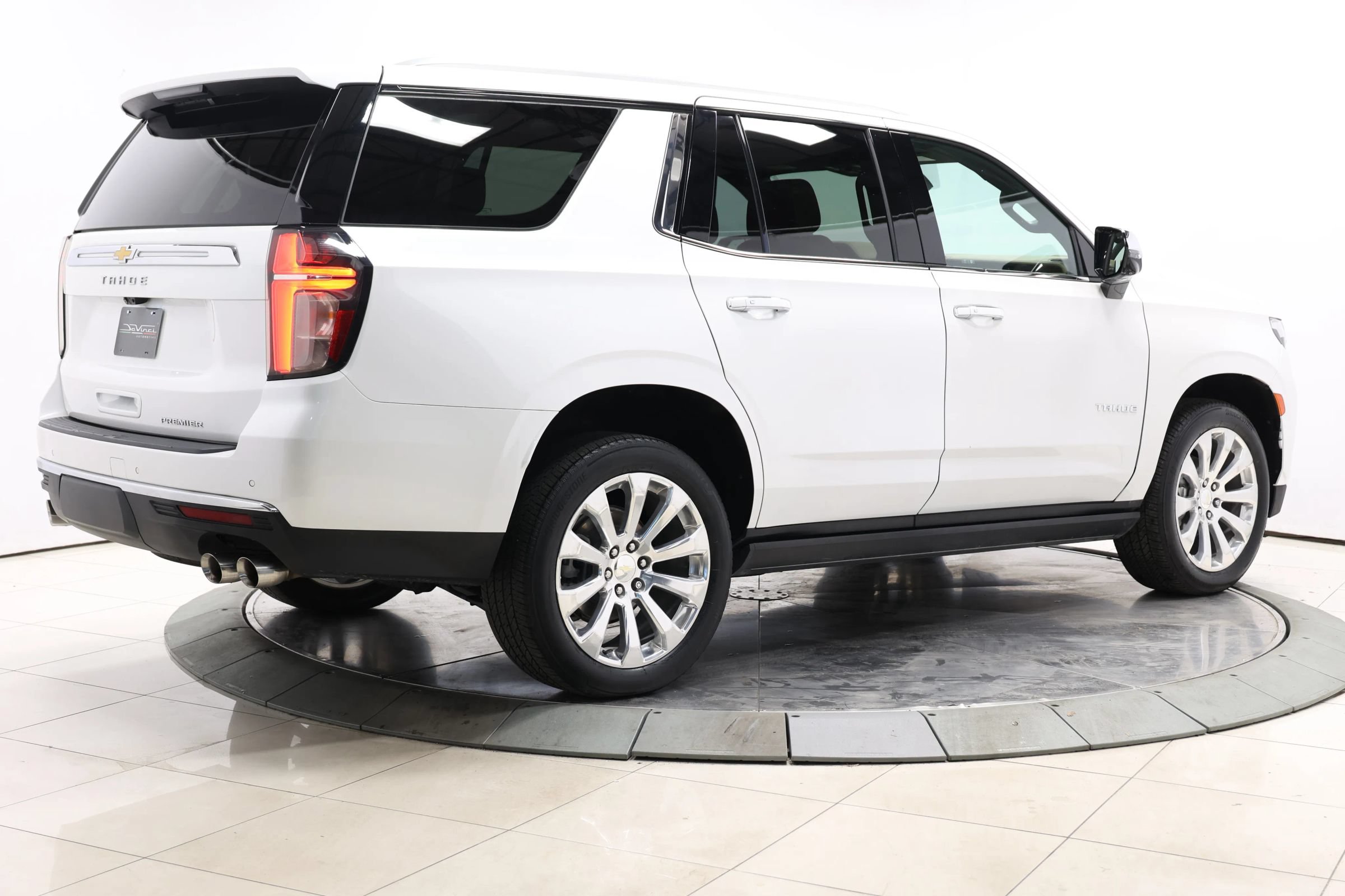 Used 2023 Chevrolet Tahoe Premier RWD image 5