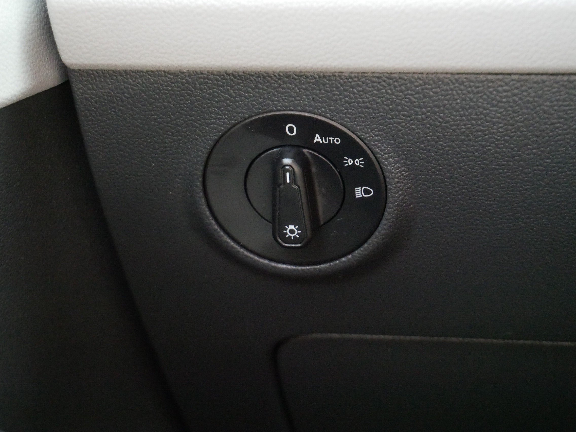 Certified 2024 Volkswagen Taos S AWD/4WD image 27