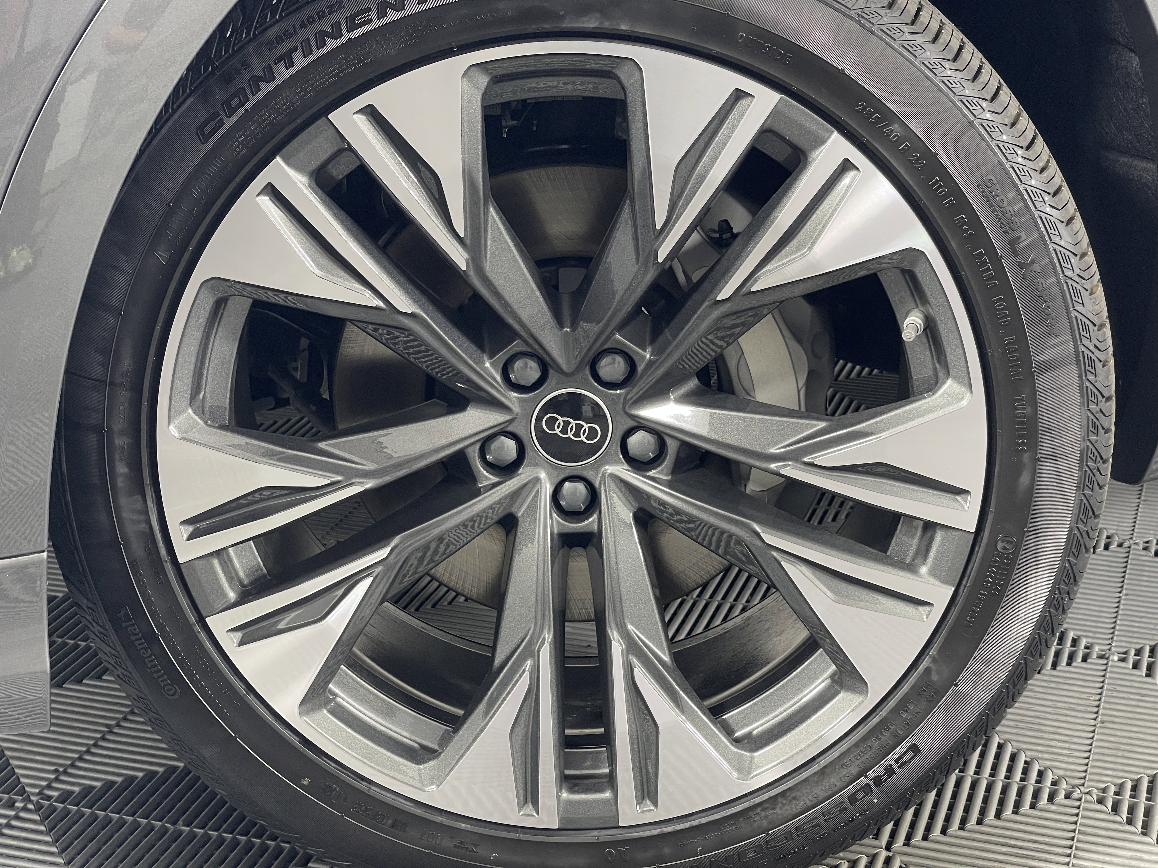 New 2025 Audi Q8 Premium Plus image 7