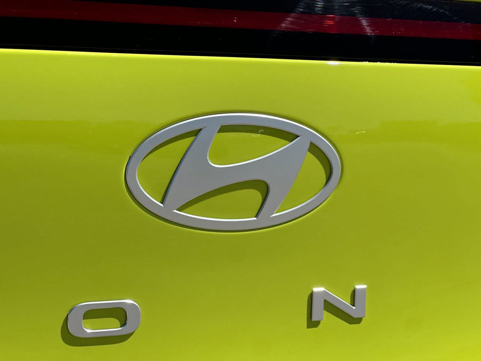New 2026 Hyundai Kona SE FWD image 25