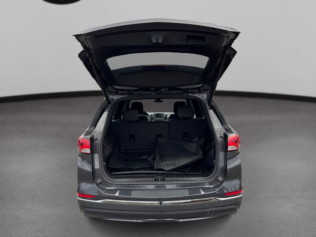 Used 2022 Chevrolet Equinox RS image 11