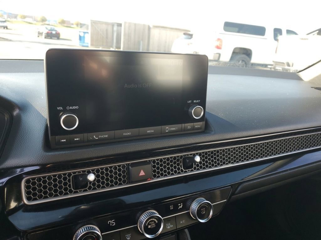 Used 2025 Honda Civic Sport image 17