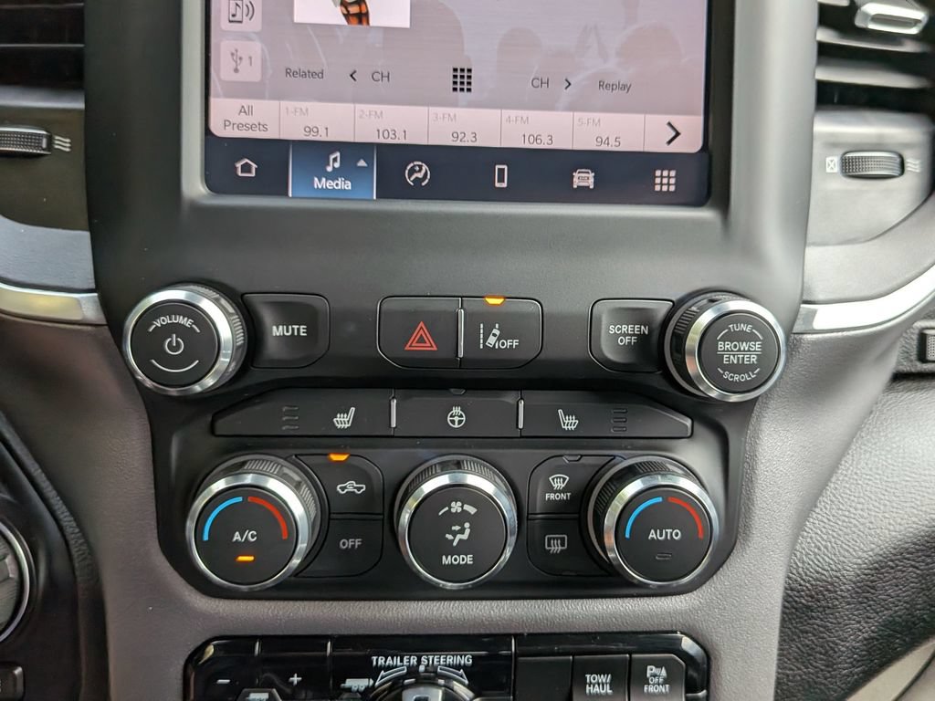 Used 2023 RAM 1500 Big Horn AWD/4WD image 18