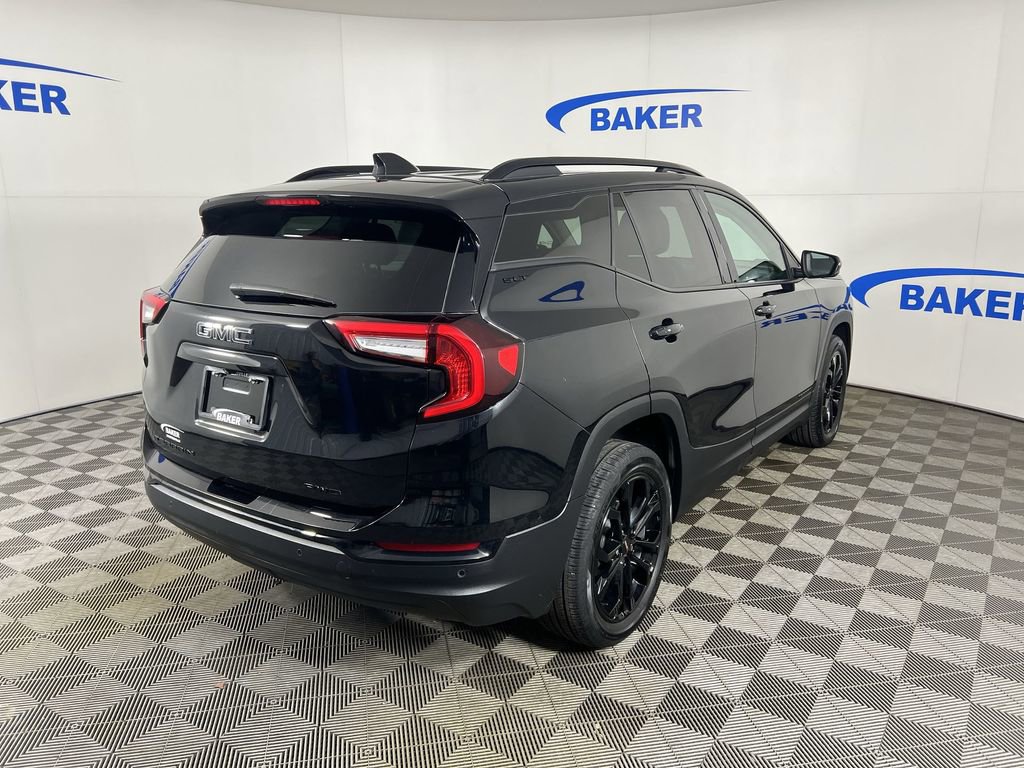 Used 2022 GMC Terrain SLT w/ Infotainment Package II image 9