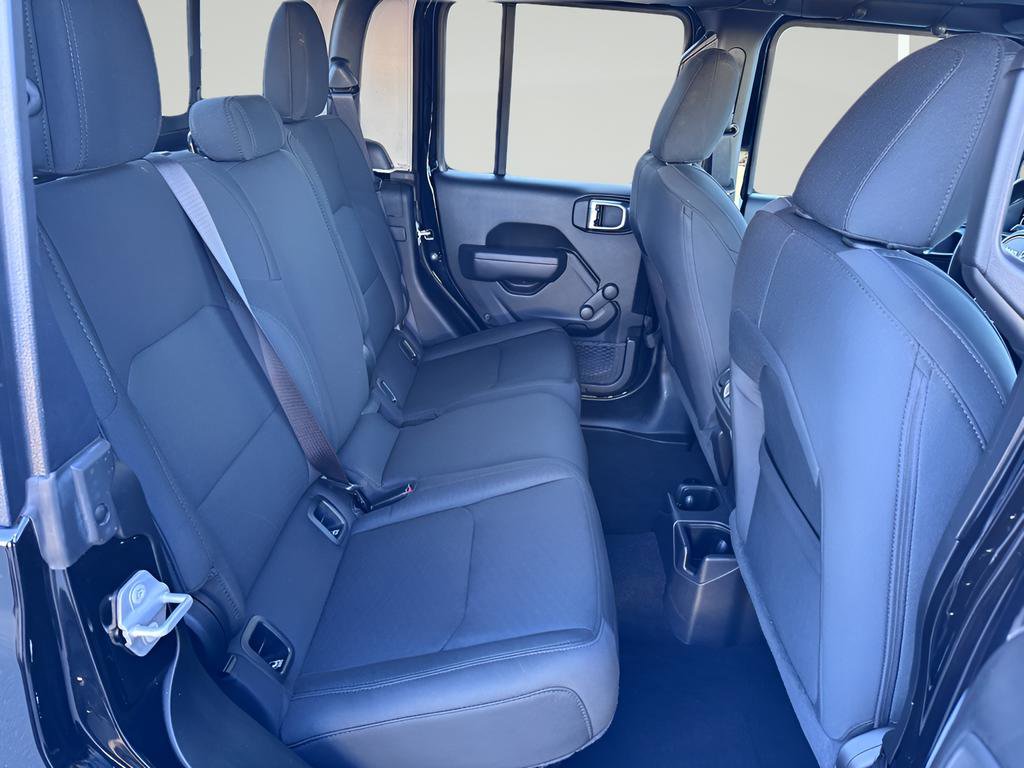 Used 2022 Jeep Gladiator Sport AWD/4WD image 31