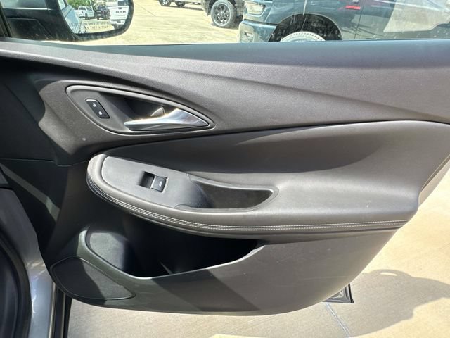 Used 2024 Buick Encore GX Preferred w/ Comfort Package FWD image 19