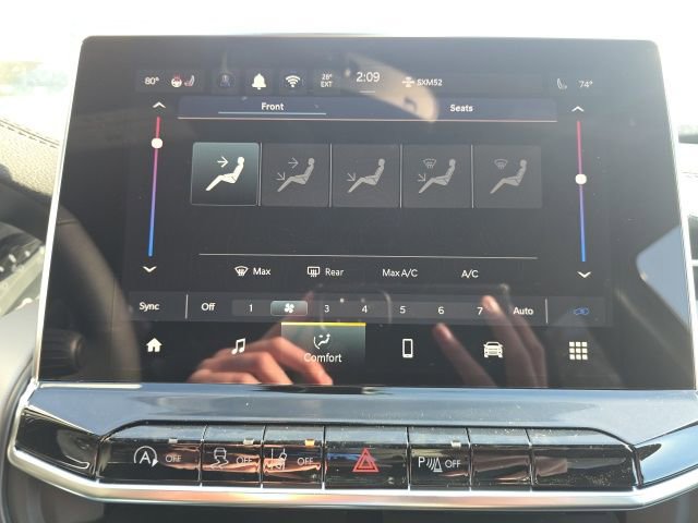 New 2026 Jeep Compass Limited image 19