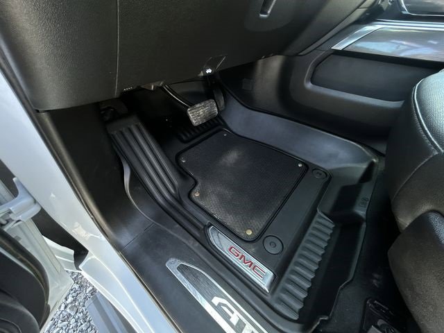 Certified 2023 GMC Sierra 2500 AT4 w/ Gooseneck/5TH Wheel Package image 35