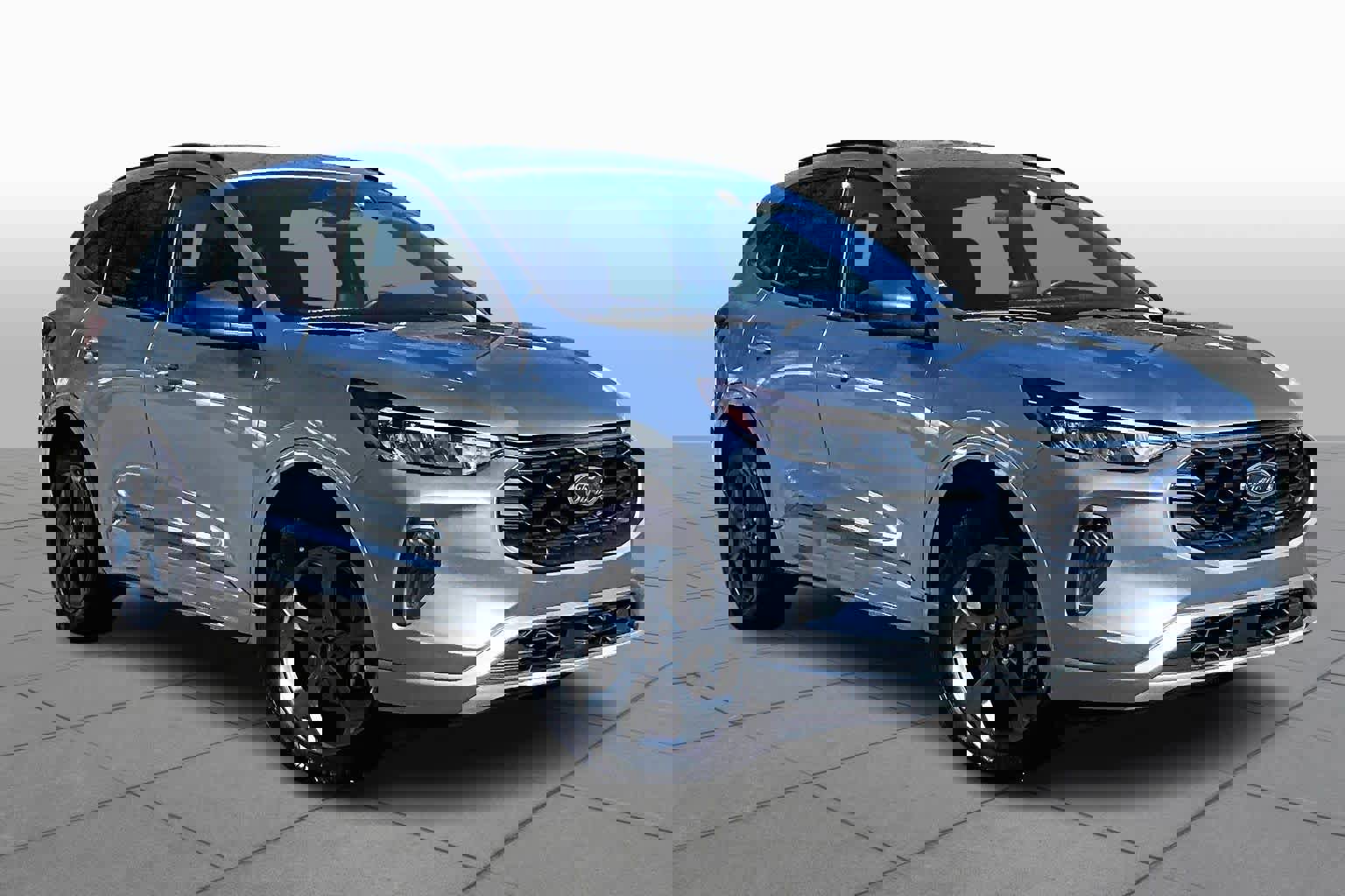 Used 2024 Ford Escape ST-Line image 3