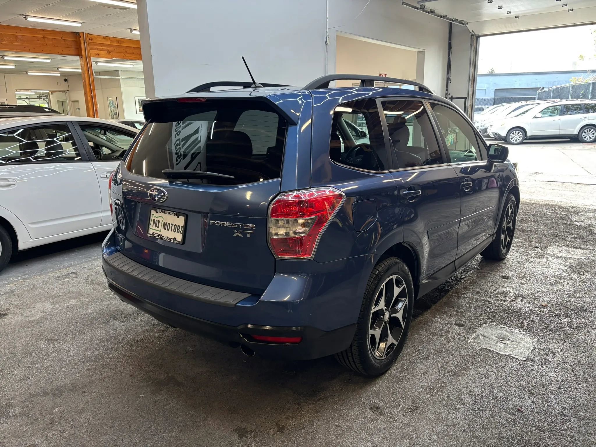 Used 2014 Subaru Forester 2.0XT Premium AWD/4WD image 7
