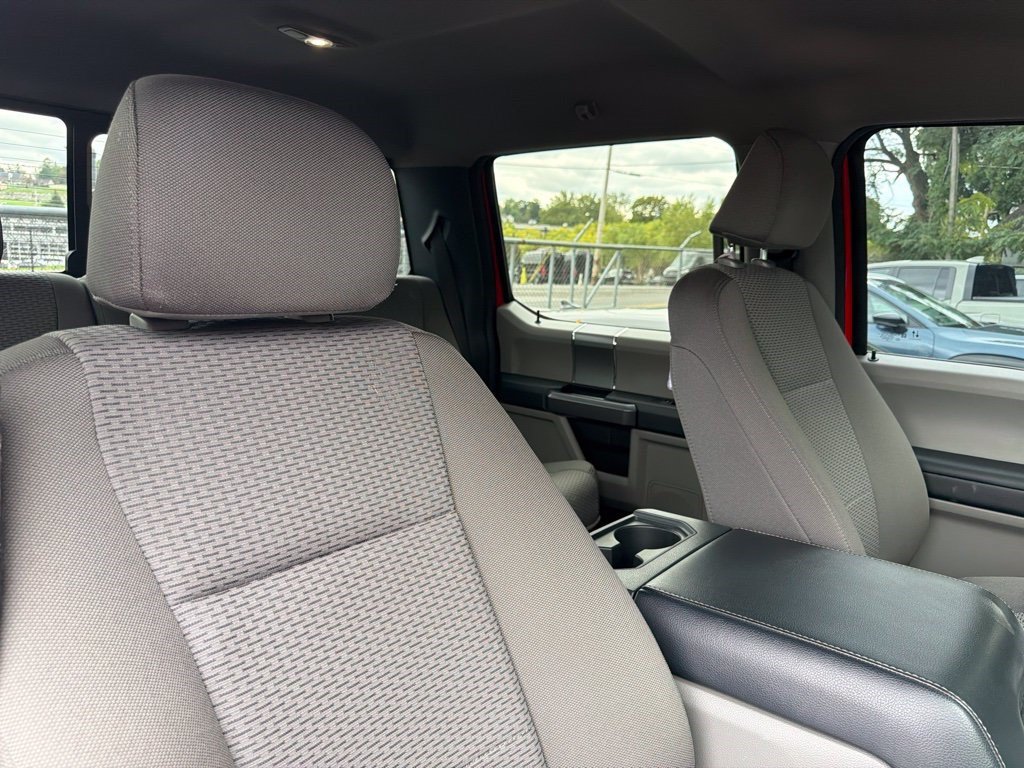 Used 2022 Ford F250 XLT w/ Black Appearance Package AWD/4WD image 7