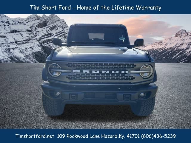 New 2025 Ford Bronco Badlands image 3