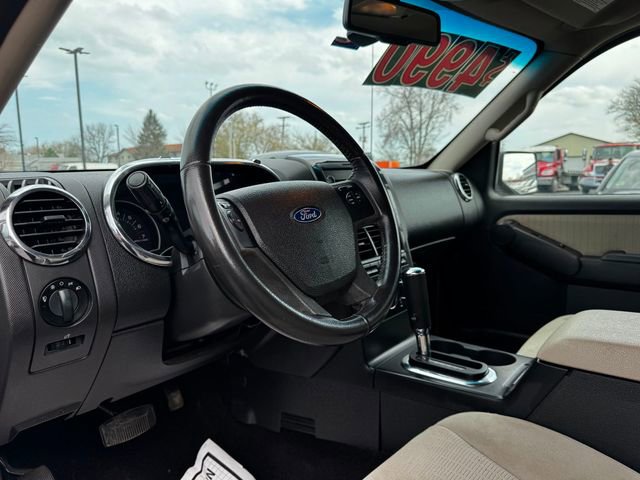Used 2008 Ford Explorer XLT AWD/4WD image 9