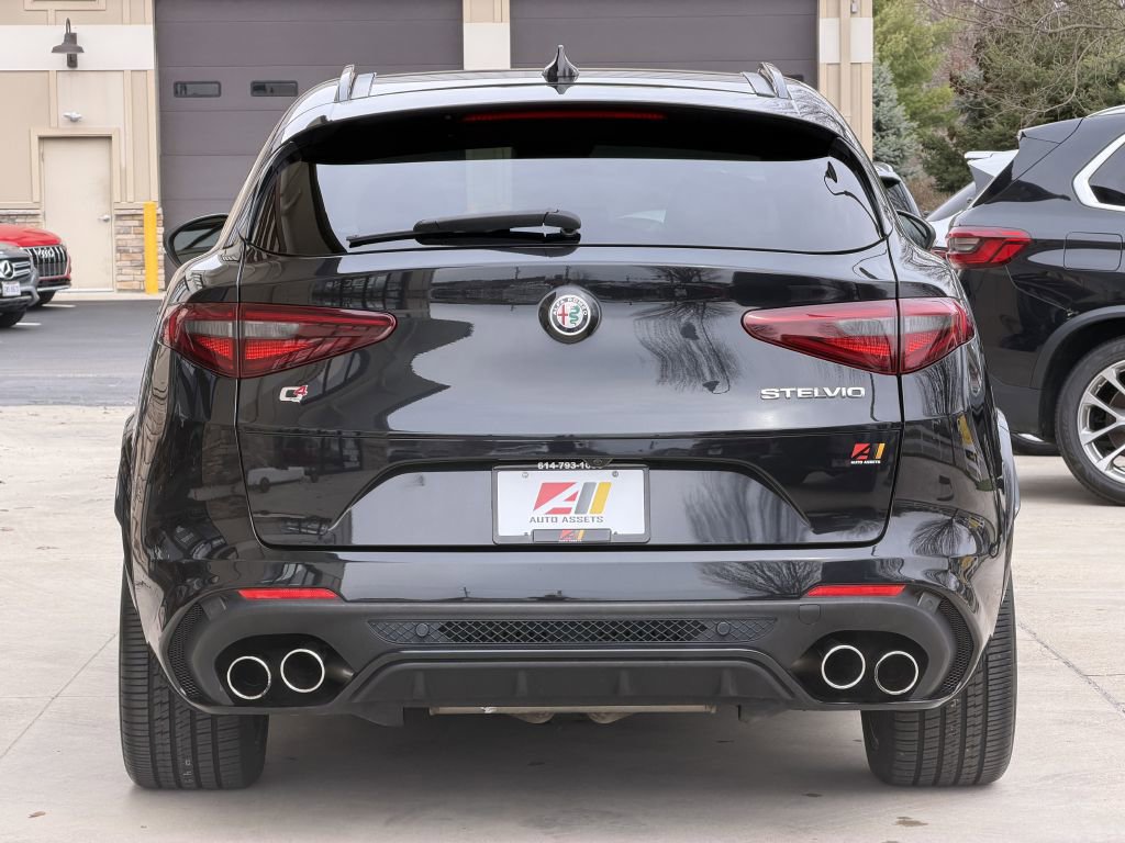 Used 2022 Alfa Romeo Stelvio Quadrifoglio w/ Active Assist Plus Package image 7