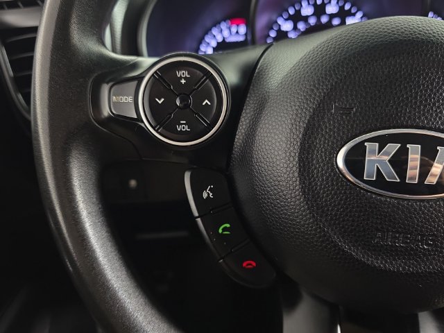 Used 2019 Kia Soul + FWD image 14