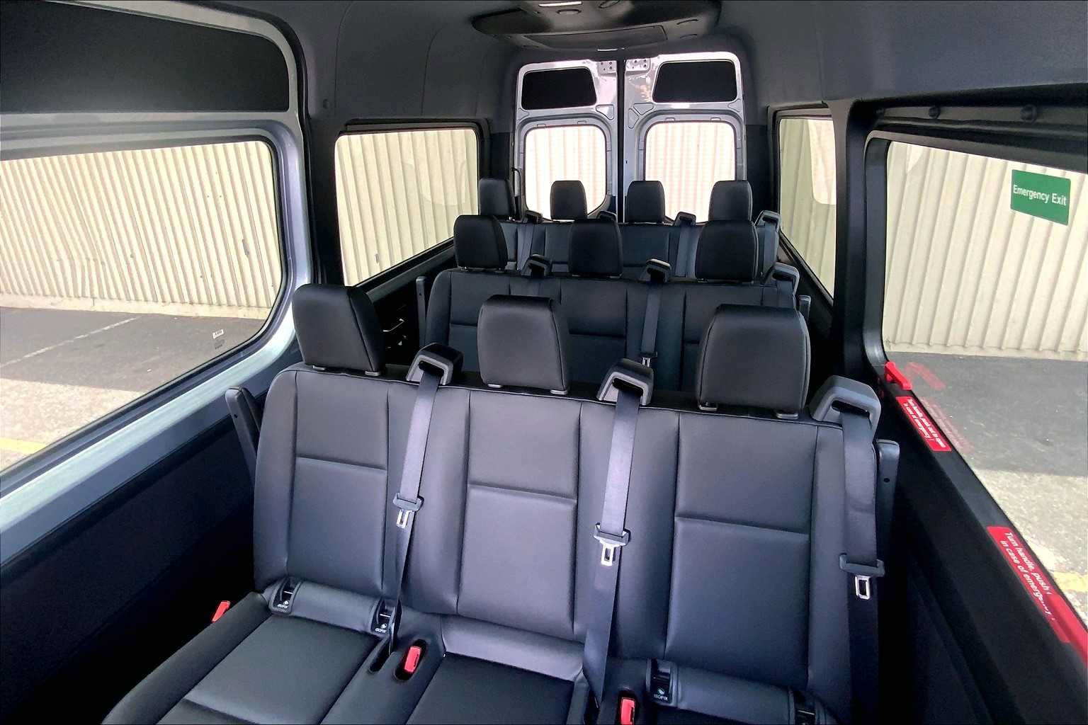 Used 2025 Mercedes-Benz Sprinter 2500 image 5