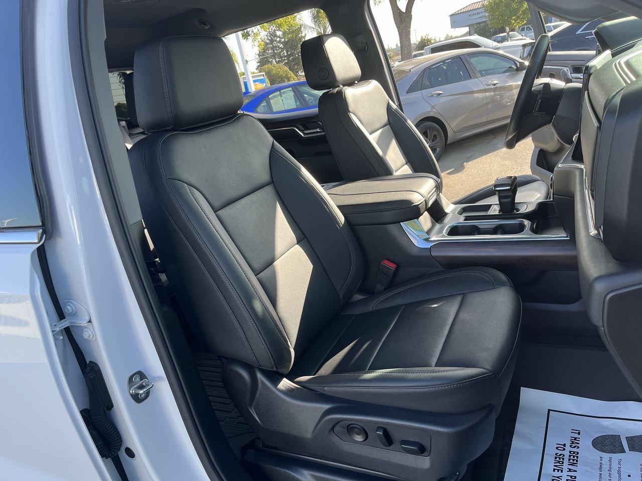 Used 2024 GMC Sierra 1500 SLT w/ SLT Premium Plus Package AWD/4WD image 26