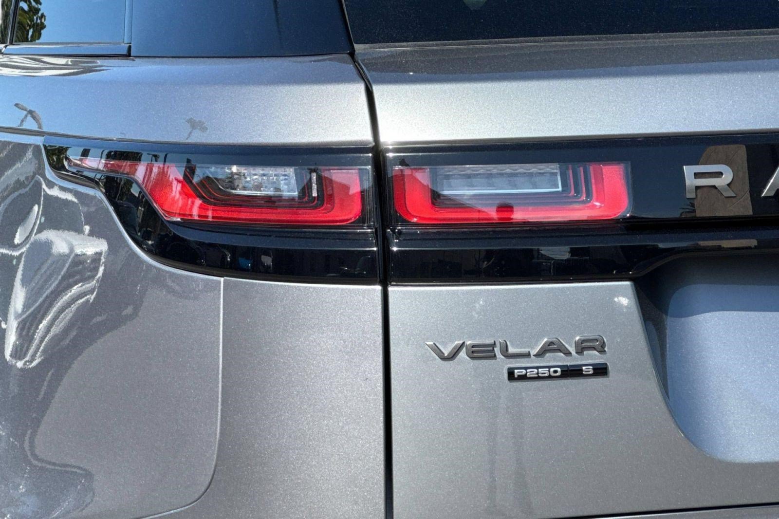 Used 2020 Land Rover Range Rover Velar R-Dynamic S AWD/4WD image 30