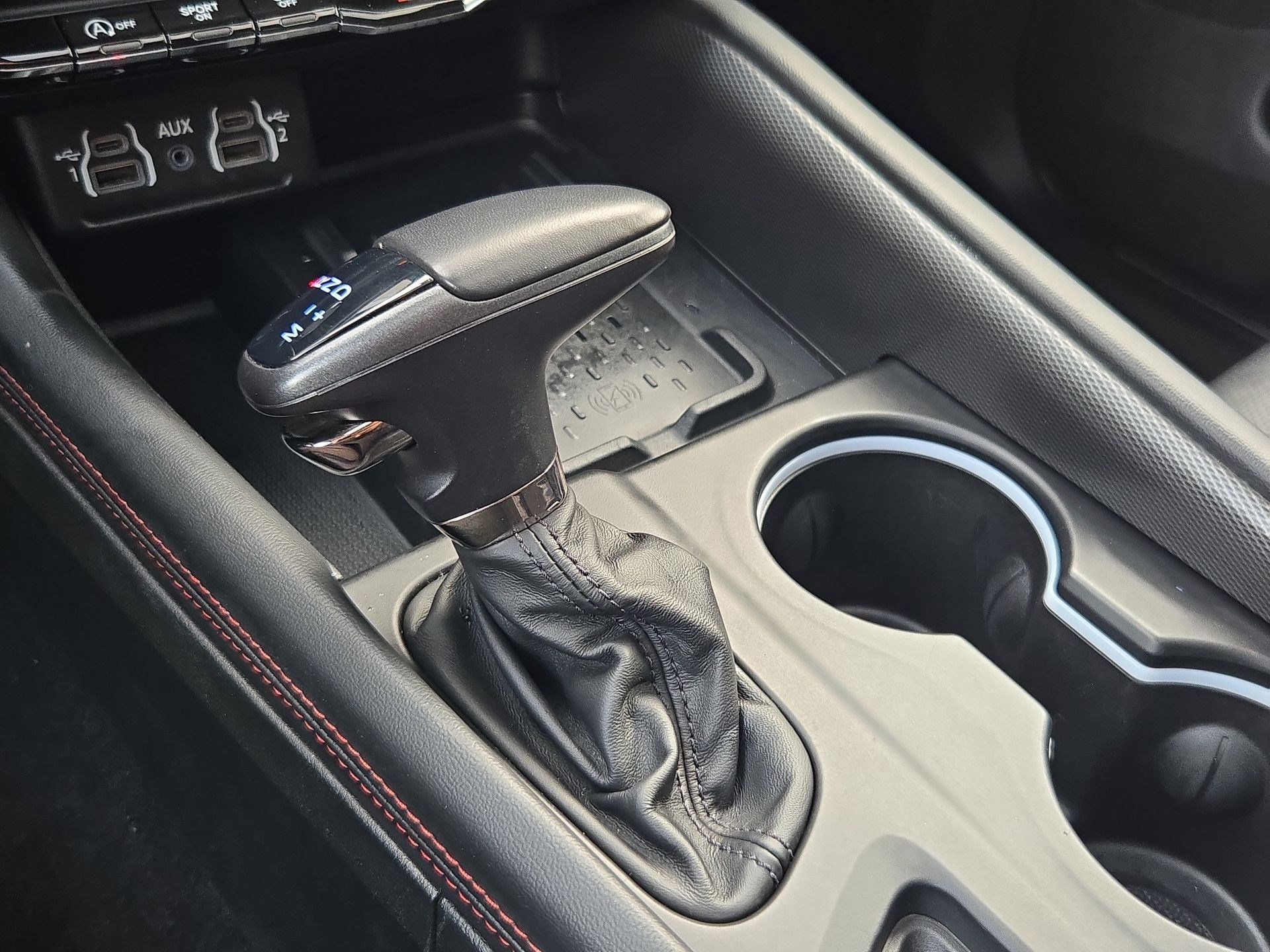 Used 2025 Dodge Durango GT image 28