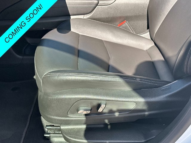 Used 2024 Cadillac XT5 Luxury w/ LPO, Floor Liner Package AWD/4WD image 16