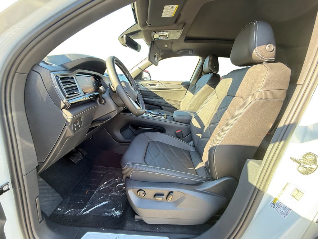 New 2026 Volkswagen Atlas Cross Sport SE image 9