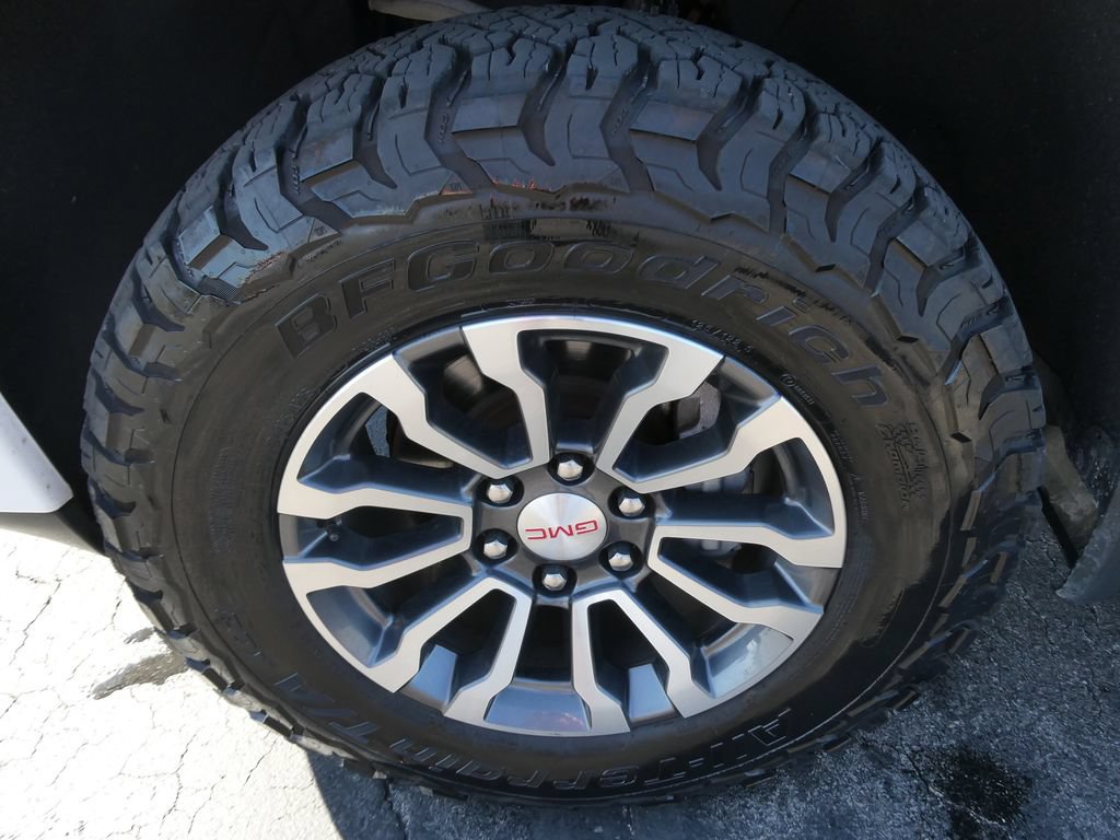 Certified 2021 GMC Sierra 1500 AT4 AWD/4WD image 14