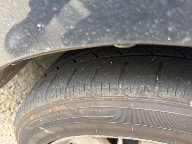 Used 2019 Toyota Camry LE image 14