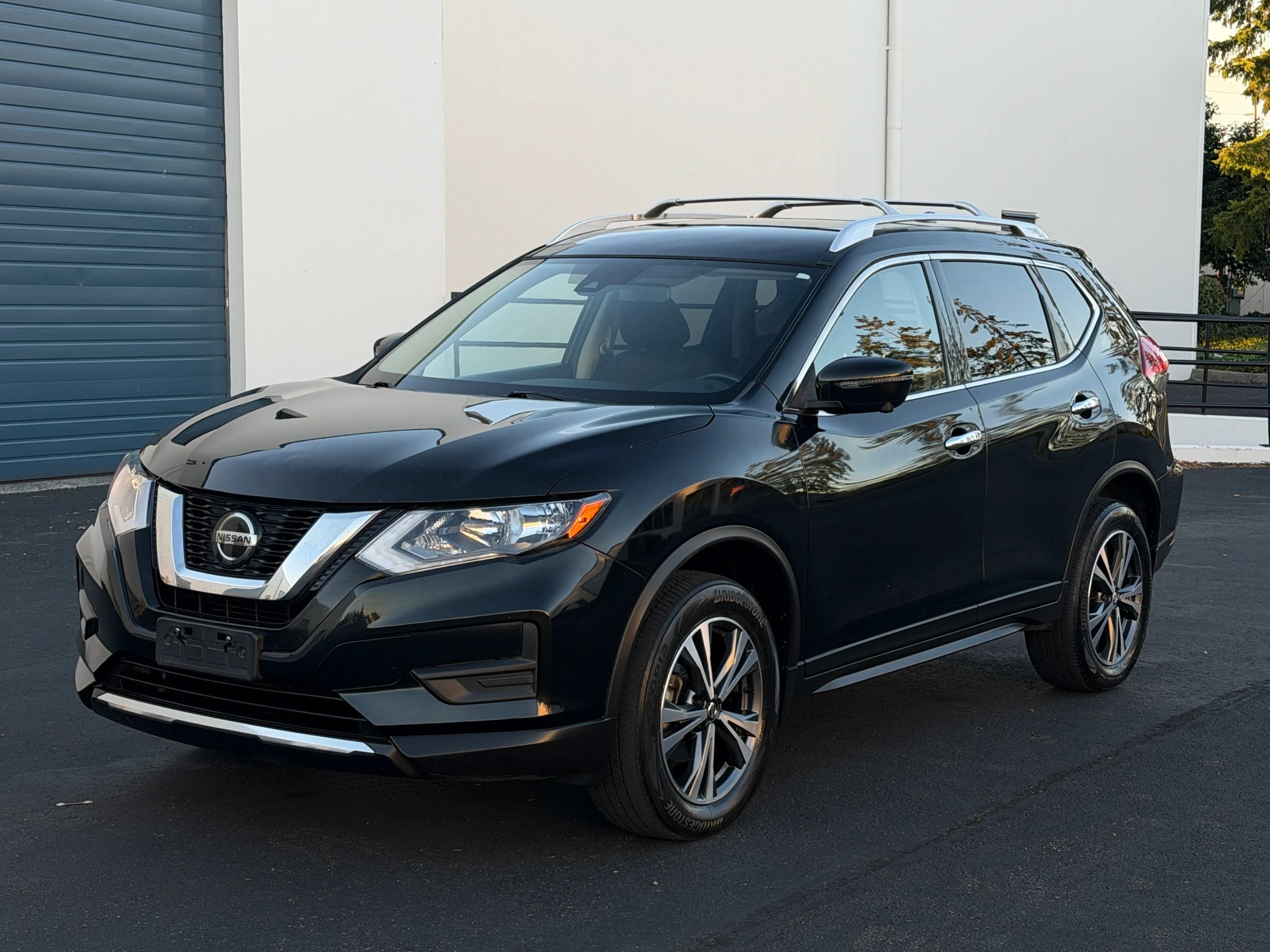 Used 2019 Nissan Rogue SV w/ Premium Package