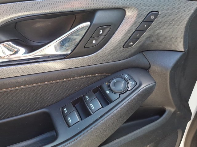 Used 2020 Chevrolet Traverse Premier w/ Redline Edition FWD image 20