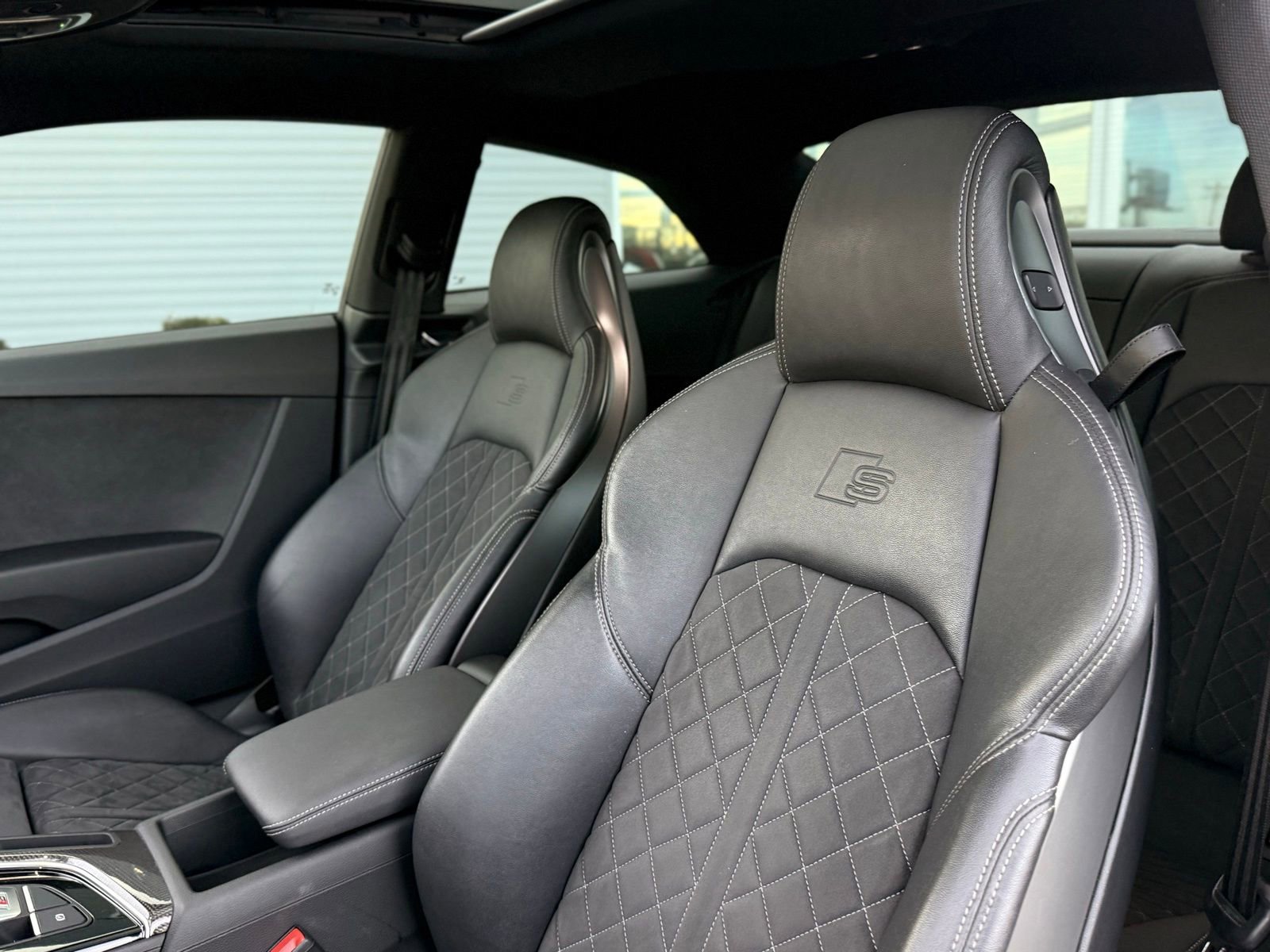 Used 2022 Audi S5 Premium image 21