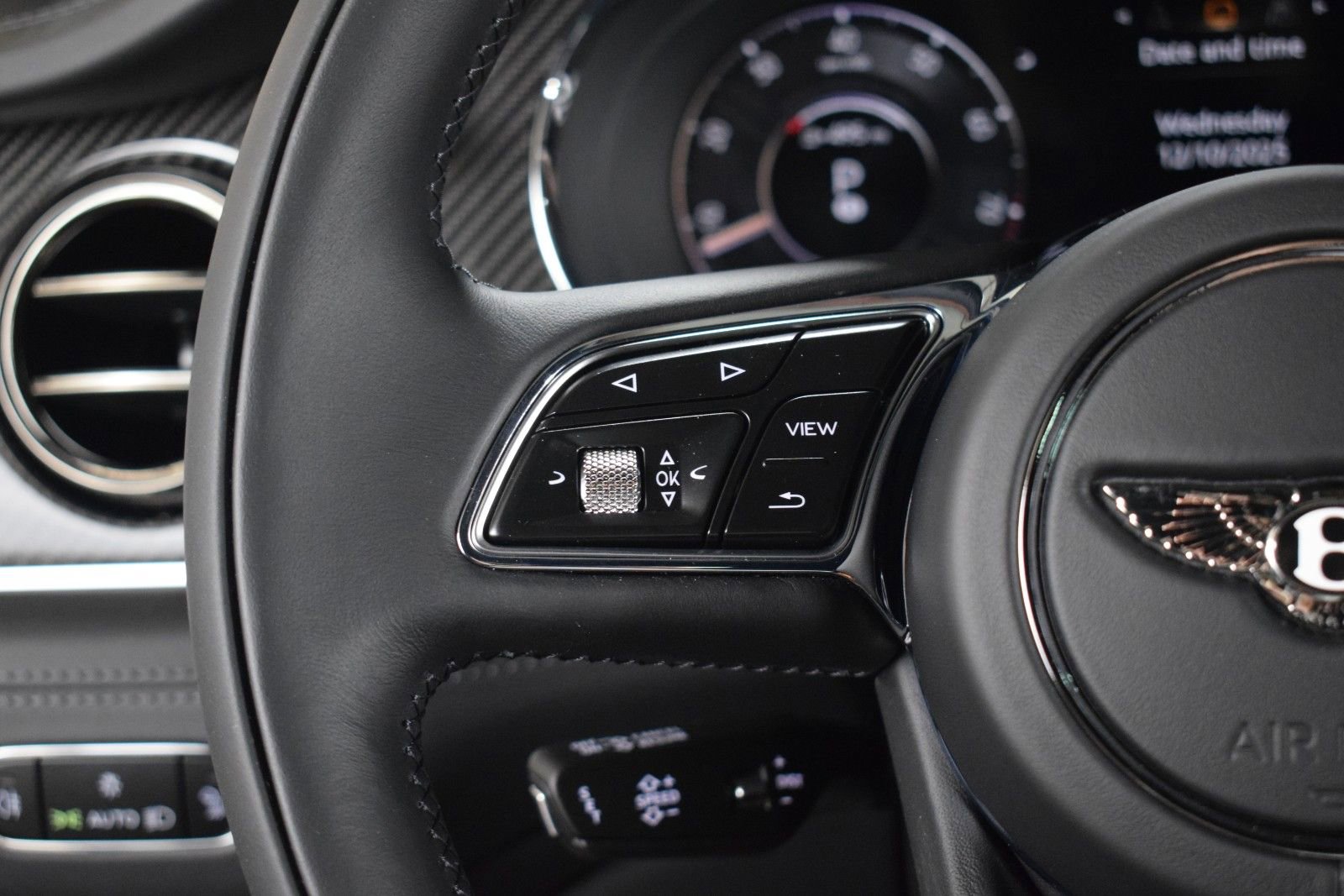 New 2026 Bentley Bentayga Speed AWD/4WD image 28