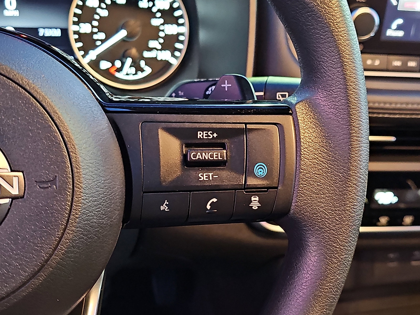 Certified 2023 Nissan Rogue SV image 22