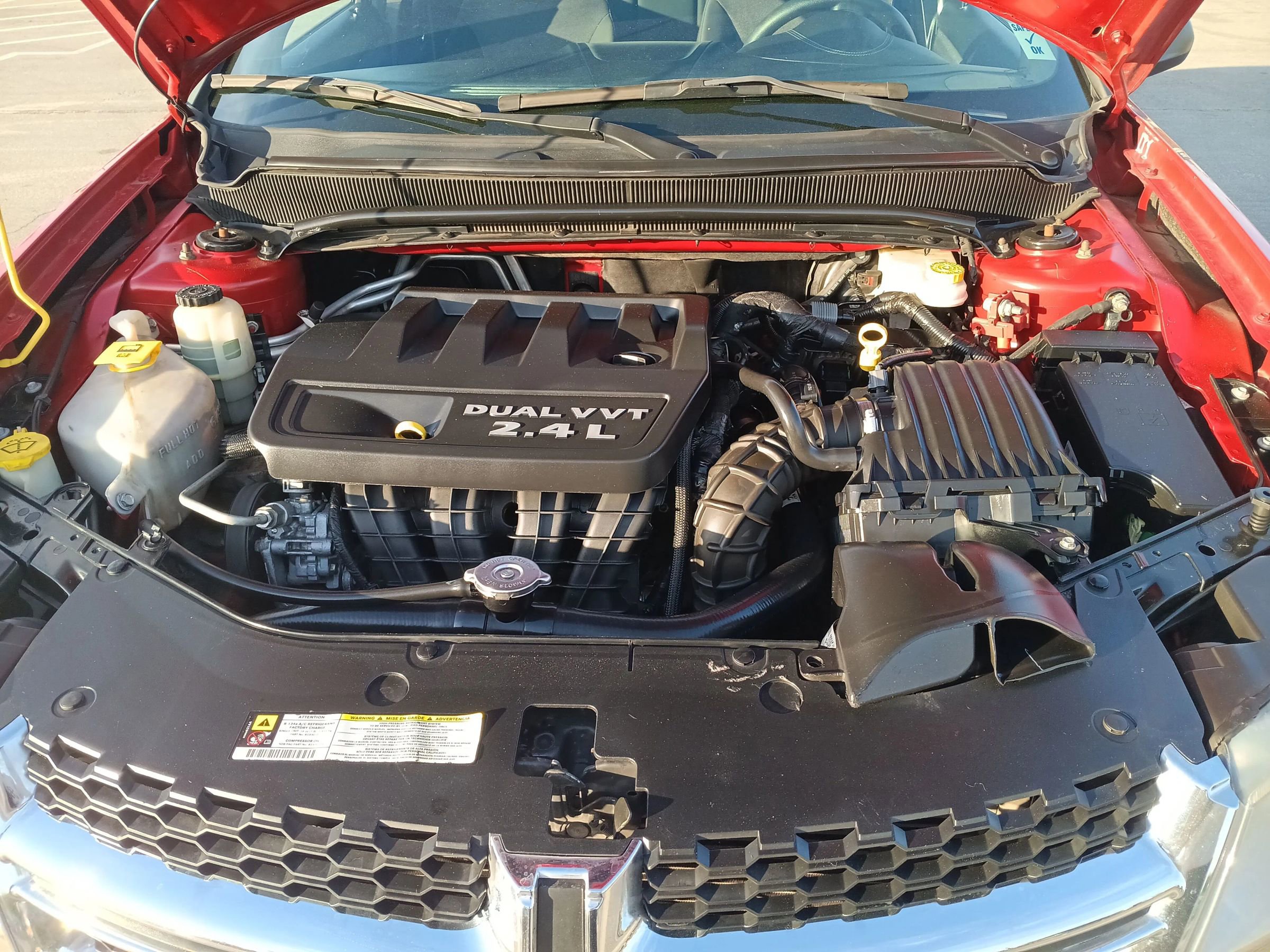 Used 2013 Dodge Avenger SE image 24