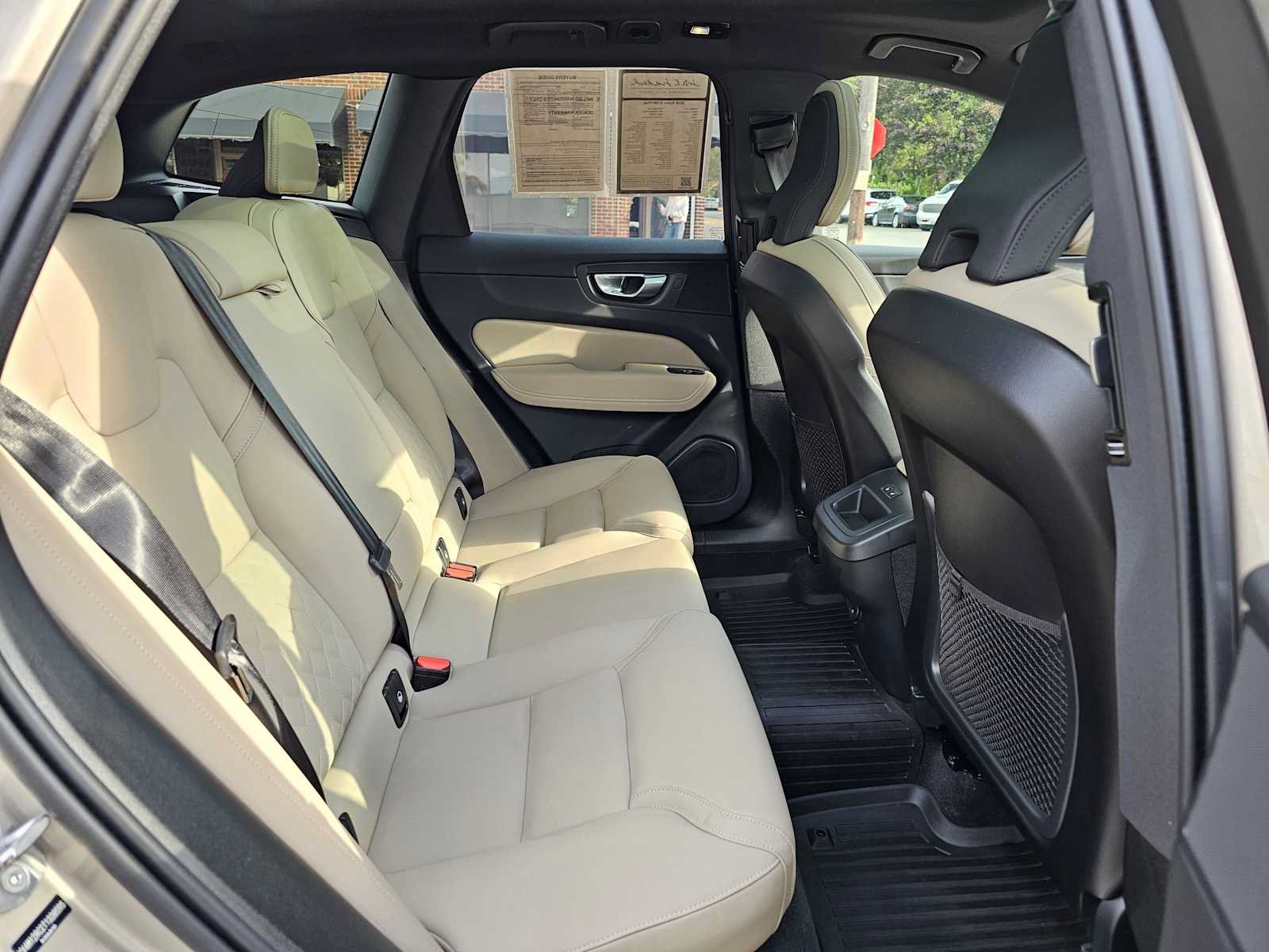 Used 2026 Volvo XC60 B5 Plus w/ Protection Package Premier AWD/4WD image 14
