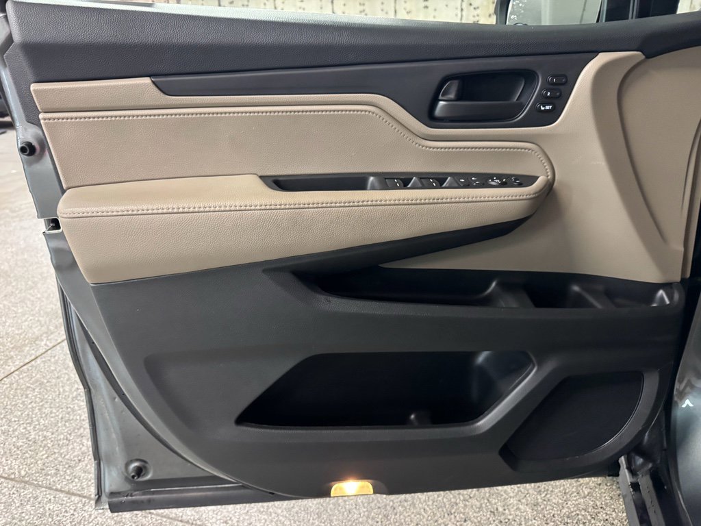 Used 2019 Honda Odyssey EX-L image 16