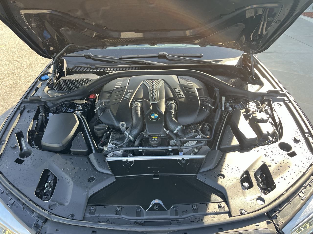 Used 2019 BMW M550i xDrive w/ Premium Package image 39