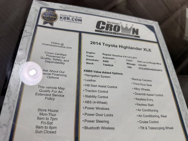 Used 2014 Toyota Highlander XLE AWD/4WD image 40