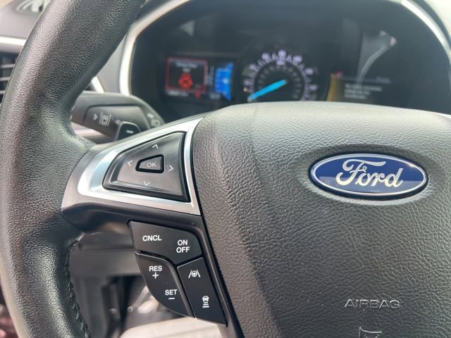 Used 2019 Ford Edge Titanium w/ Equipment Group 301A AWD/4WD image 28